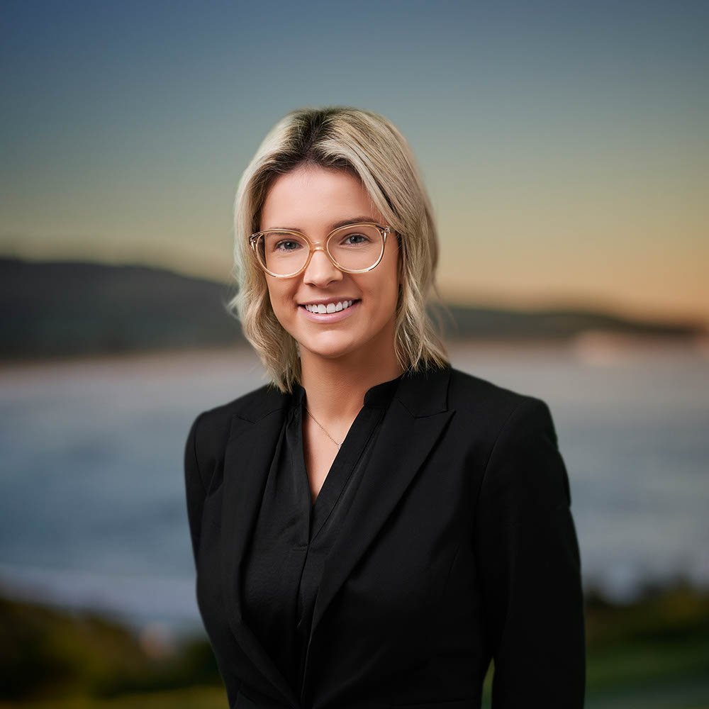 Photo of Ashleigh Serafini